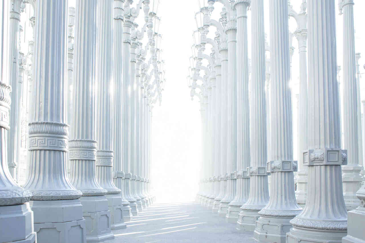 Image of white architectural pillars